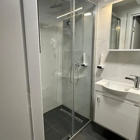 شقة Alinar Oasis Budget *