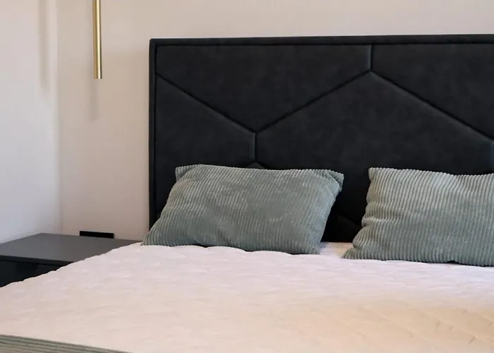 Alinar Oasis Budget Apartmán